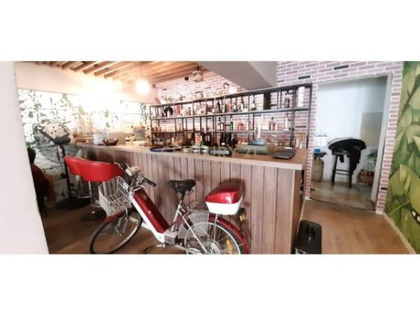 Durres, shes lokal 110 m² 13.000 Euro