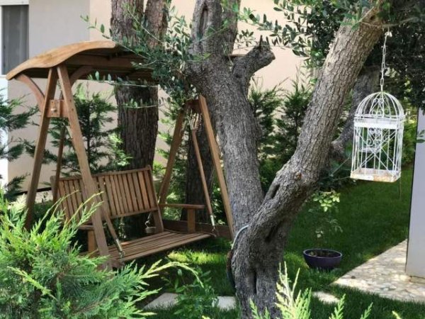 Gjiri Lalezit, HOTEL PER SHITJE, NE GJIRIN E LALZIT, 3 KATE, 663 m² 950.000 Euro (GJIRI I LALZIT)