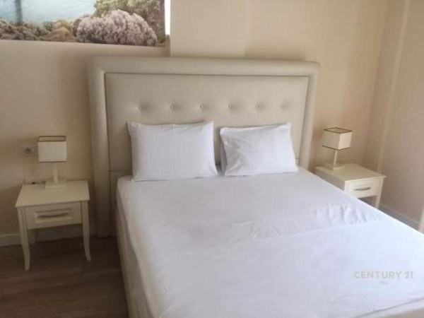 Gjiri Lalezit, HOTEL PER SHITJE, NE GJIRIN E LALZIT, 3 KATE, 663 m² 950.000 Euro (GJIRI I LALZIT)