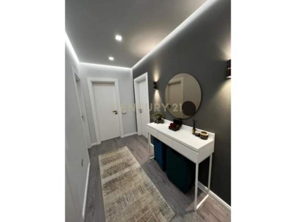 SUPER APARTAMENT 3+1 I MOBILUAR NE SHITJE , DON BOSKO, TIRANE! 140 m² 300.000 Euro (Don Bosko)