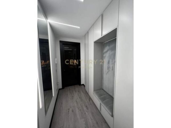 SUPER APARTAMENT 3+1 I MOBILUAR NE SHITJE , DON BOSKO, TIRANE! 140 m² 300.000 Euro (Don Bosko)