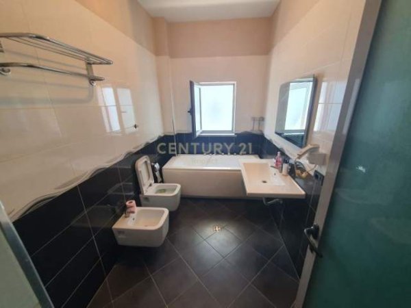 SHESIM HOTEL & RESTORANT, ALI DEMI, 750.000 Euro