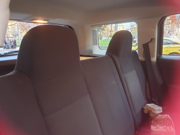 Tirane, shes makine Jeep , Benzin, gri e erret, automatik, , 96 kW (130 PS) 240000 km, 7,500 €