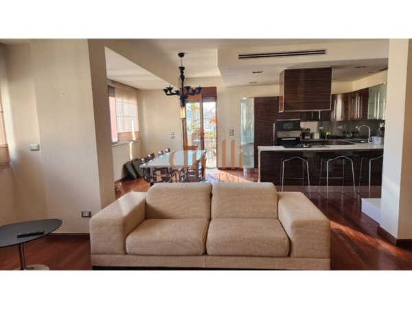 Tirane, shitet apartament+verande 3+1+Aneks+Ballkon, Kati 12, 286 m² 500,000 €