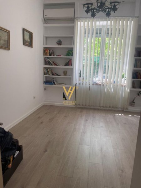 Tirane, jepet me qera apartament 2+1, Kati 1, 80 m² 650 € (STADIUMI DINAMO)