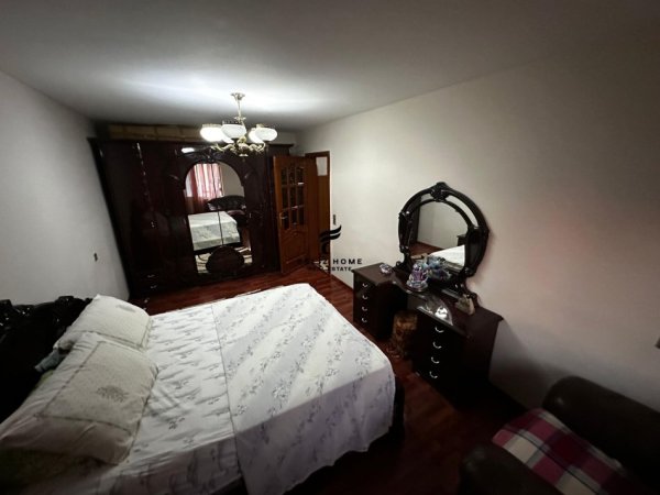 Tirane, jepet me qera apartament 2+1+Ballkon, Kati 5, 82 m² 500 € (RRUGA FORTUZI)