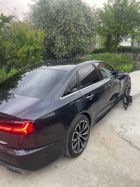 Durres, shes makine Shitet Audi A6 Quattro, vit prodhimi 2018, me motor diesel 2.0 TDI , Nafte, blu e errët, automatik, Kondicioner, 92 kW (125 PS) 109000 km, 23,500 €