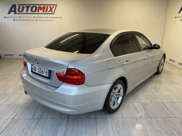 Tirane, shes makine BMW 320 Viti 2009, 6.800 Euro