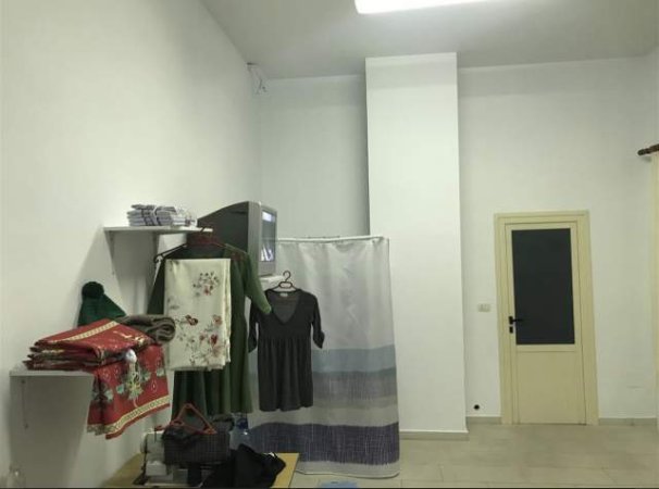 Fier, shes dyqan Kati 0, 30 m² 37.000 Euro (Lgjia Kastriot)