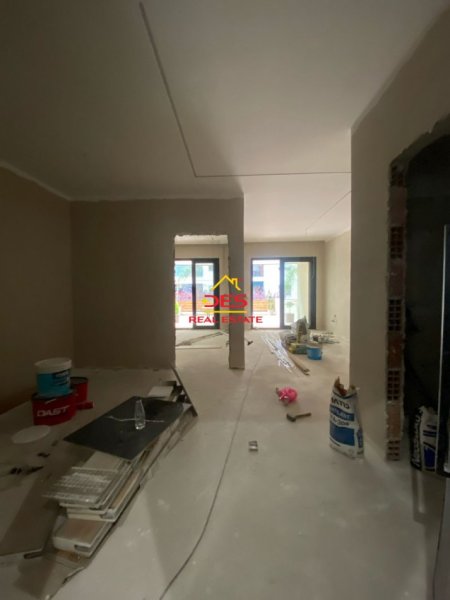 Vlore, shitet apartament 1+1+Ballkon, , 2 m² (Rruga Cajupi,Vlore)