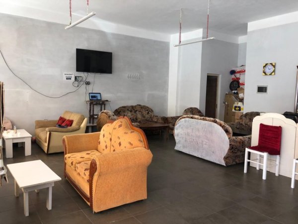 Durres, shitet dyqan , , 90 m² 120,000 € (MARIN BARLETI DURRES)