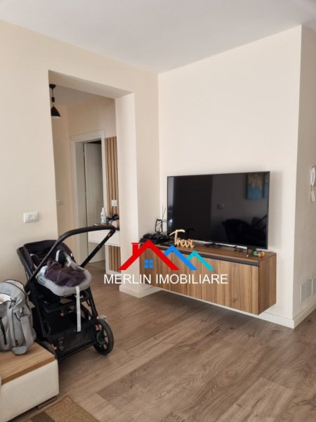 Tirane, Shitet apartament 2+1+ garazh,  ne Katin 4, 100 m² 250,000 € ( Ali Demi)