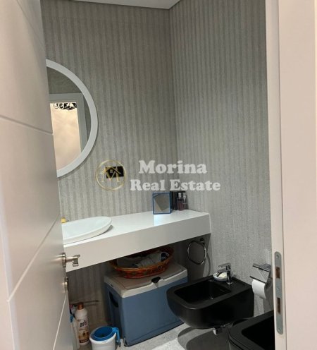 Tirane, jepet me qera apartament 2+1, Kati 8, 100 m² 1,300 € (Qender)