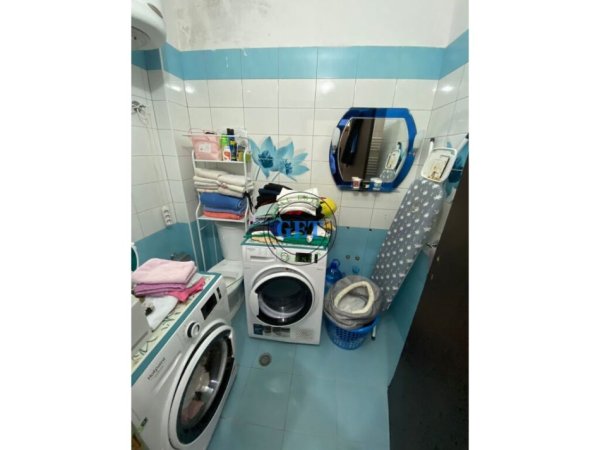 Durres, shitet apartament 3+1+Ballkon, Kati 6, 128 m² 155,000 € (Pallati i Sportit)