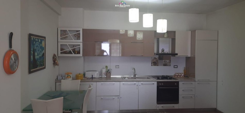 Tirane, shes apartament 2+1, Kati 8, 88 m² 135,000 € (ASTIR)