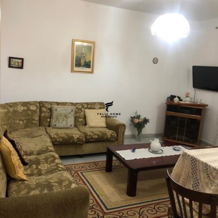 Tirane, shitet apartament 2+1+Ballkon, Kati 5, 80 m² 150,000 € (21 DHJETORI)