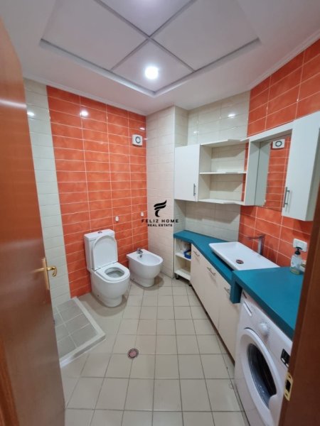 Tirane, shitet apartament , Kati 7, 76 m² 145,000 €