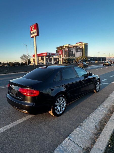 Audi A4 2.0 2014