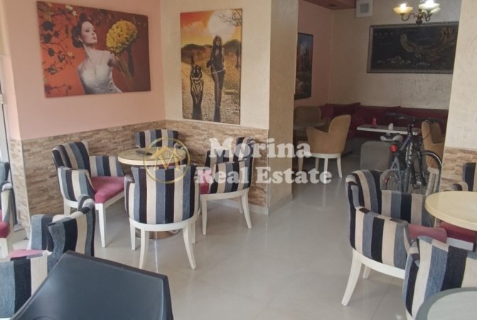 Tirane, shitet lokal , Kati 1, 100 m² 300,000 € (Rruga Fortuzi)