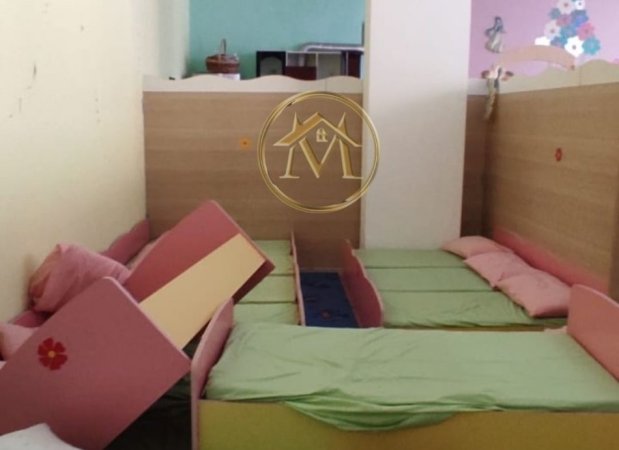 Tirane, shitet ambjent biznesi Kati 1, 110 m² 170,000 € (Fresk)