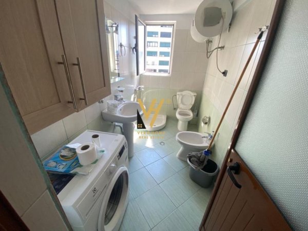 Tirane, jepet me qera apartament 3+1+Ballkon Kati 6, 100 m² 700 € (SHESHI AVNI RUSTEMI)