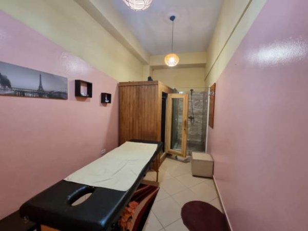 Tirane, shitet dyqan Kati 0, 70 m² 140.000 Euro (Rruga Medar Shtylla)
