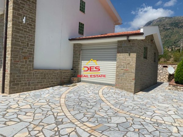 Vlore, shitet Vile 2 Katshe Kati 2, 262 m² 485,000 € (Tragjas)