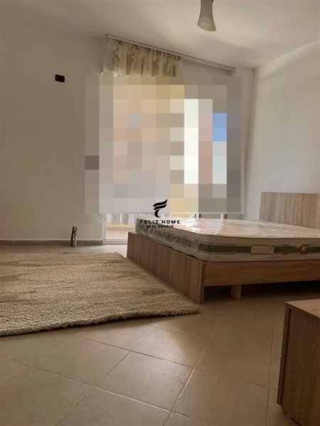 Tirane, jepet me qera apartament 1+1 Kati 3, 80 m² 500 € (KOMUNA E PARISIT)