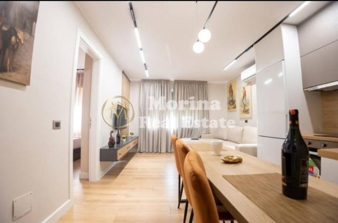 Tirane, jepet me qera apartament 1+1 Kati 2, 55 m² 700 € (Komuna Parisit)