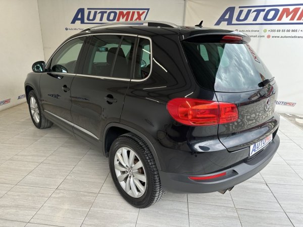 Tirane, shes SUV | Fuoristrad | Xhip VW TIGUAN Nafte, e zeze automatik Klima 213.000 km 11.900 €