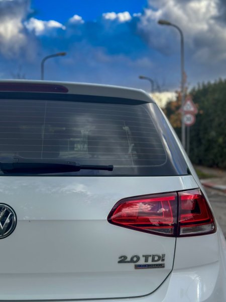 Tirane, japim me qera makine Golf 7 Nafte, e bardhë automatik Klima 45 €