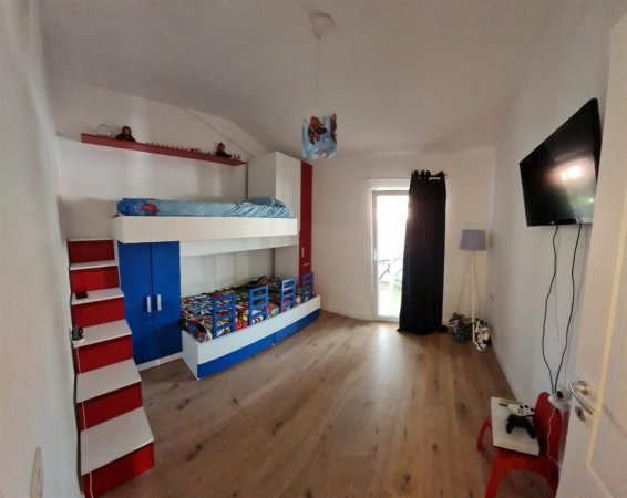 Durres, shitet apartament+verande | Penthouse 3+1+Aneks Kati 5, 230 m² 255.000 € (Mali Robit)