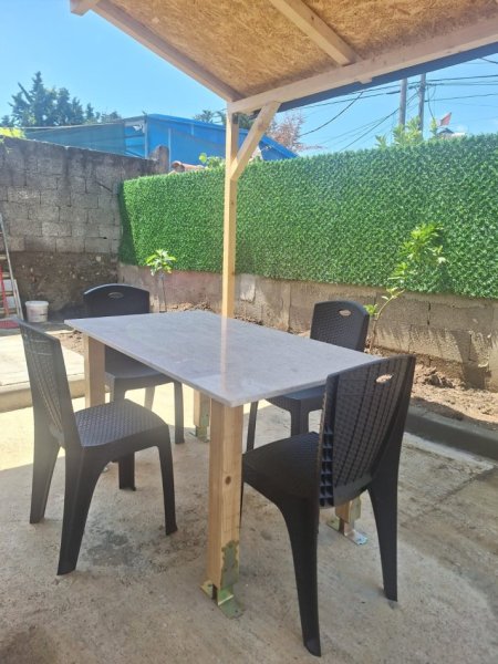 Tirane, shes Shitet tavoline me syprine mermeri 12000 lek 120 €
