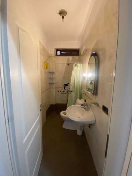 Tirane, jepet me qera apartament 3+1+Ballkon Kati 7, 100 m² 700 € (MINE PEZA)