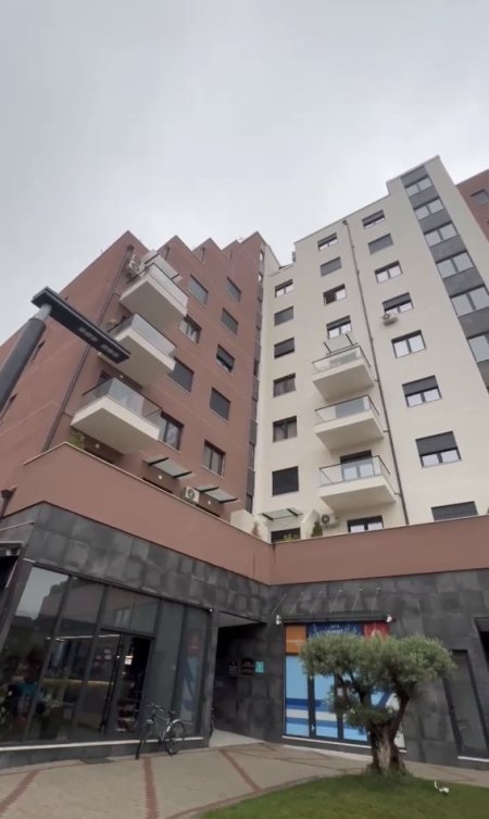 Tirane, shitet apartament 2+1+Ballkon Kati 1, 106 m² 185.000 € (Ali Demi)