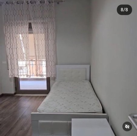Tirane, jepet me qera apartament 3+1 Kati 8, 140 m² 1.000 € (Kompleksi Delijorgji)