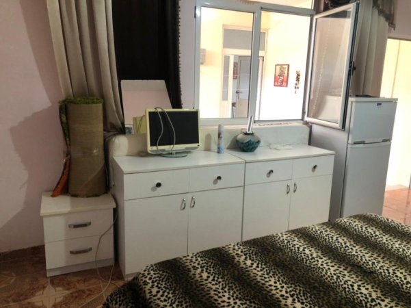Tirane, shitet apartament Kati 1, 102 m² 130.000 € (Rruga Bardhyl)