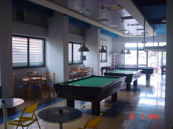 Tirane, shes ambjent biznesi Kati 0, 140 m² 199.500 Euro (Rr. Riza Cerova, prane shkolles 4 Deshmoret)