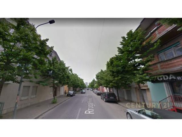 Tirane, shitet ambjent biznesi Kati 0, 39 m² 165.000 Euro (Rruga Hoxha Tahsim Tirana, Albania)
