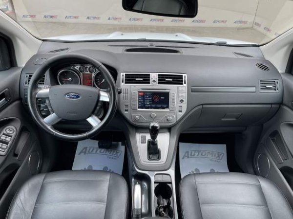 Tirane, shes xhip Ford FORD KUGA Viti 2011, 10.400 Euro