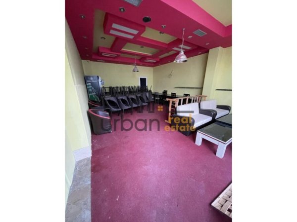 Tirane, shes ambjent te përshtatshëm për tu shndëruar edhe në ambjent banimi, 100 m² 85.000 € (Fresku)