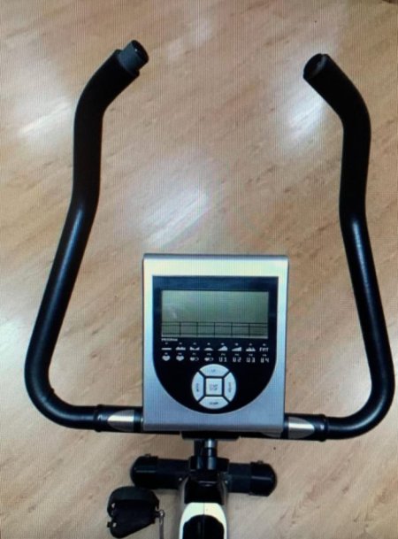 Tirane, shes biciklete fitnesi Biciklete palestre e zeze 250 €