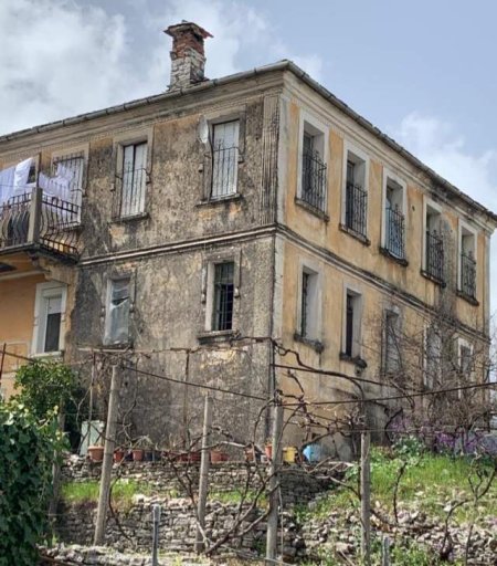 Gjirokaster, shes Vile Kati 3, 509 m² 280.000 Euro (Lagja Palorto, Gjirokaster)