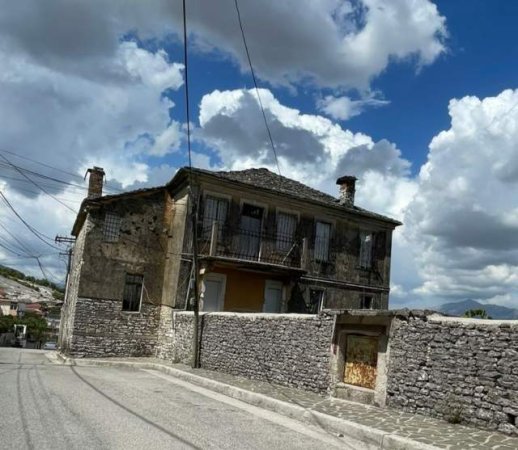 Gjirokaster, shes Vile Kati 3, 509 m² 280.000 Euro (Lagja Palorto, Gjirokaster)