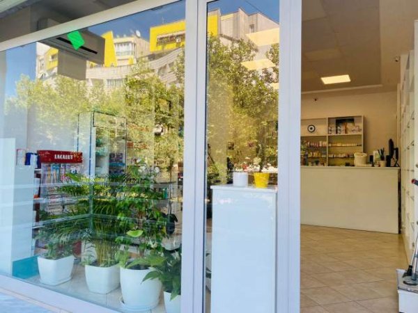 Tirane, shitet ambjent biznesi Kati 0, 55 m² 150.000 Euro