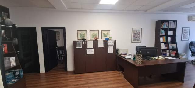 Tirane, shes zyre Kati 3, 161 m² 485.000 Euro (Blloku)
