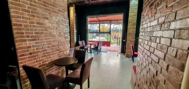 Tirane, shes bar-kafe Kati 0, 150 m² 213.000 Euro (Ndre Mjeda afer Kontaktit)
