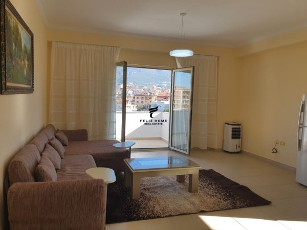 Tirane, jepet me qera apartament 2+1 Kati 4, 78 m² 500 € (BRRYLI)