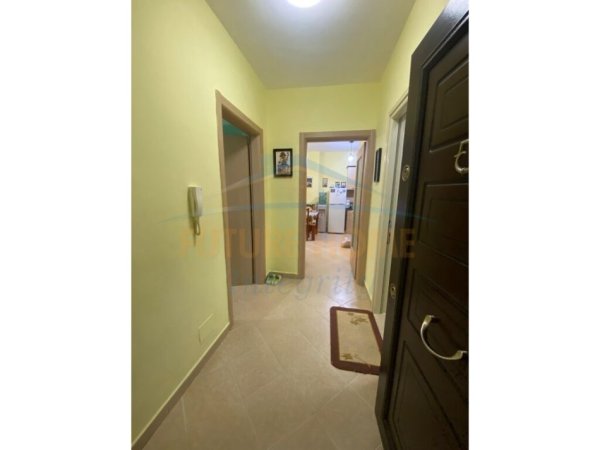 Tirane, shitet apartament 1+1+Ballkon Kati 2, 60 m² 124.000 € (Materniteti i Ri)