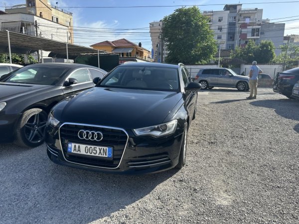 Tirane, shitet me portobagazh Audi A6 Avant C7 Nafte, e zeze automatik Klima 278.000 km 10.000 €